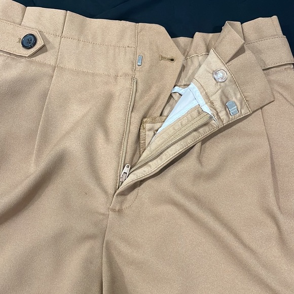 ⭐️2/$10⭐️Banana Republic shorts 🩳 - Picture 5 of 8